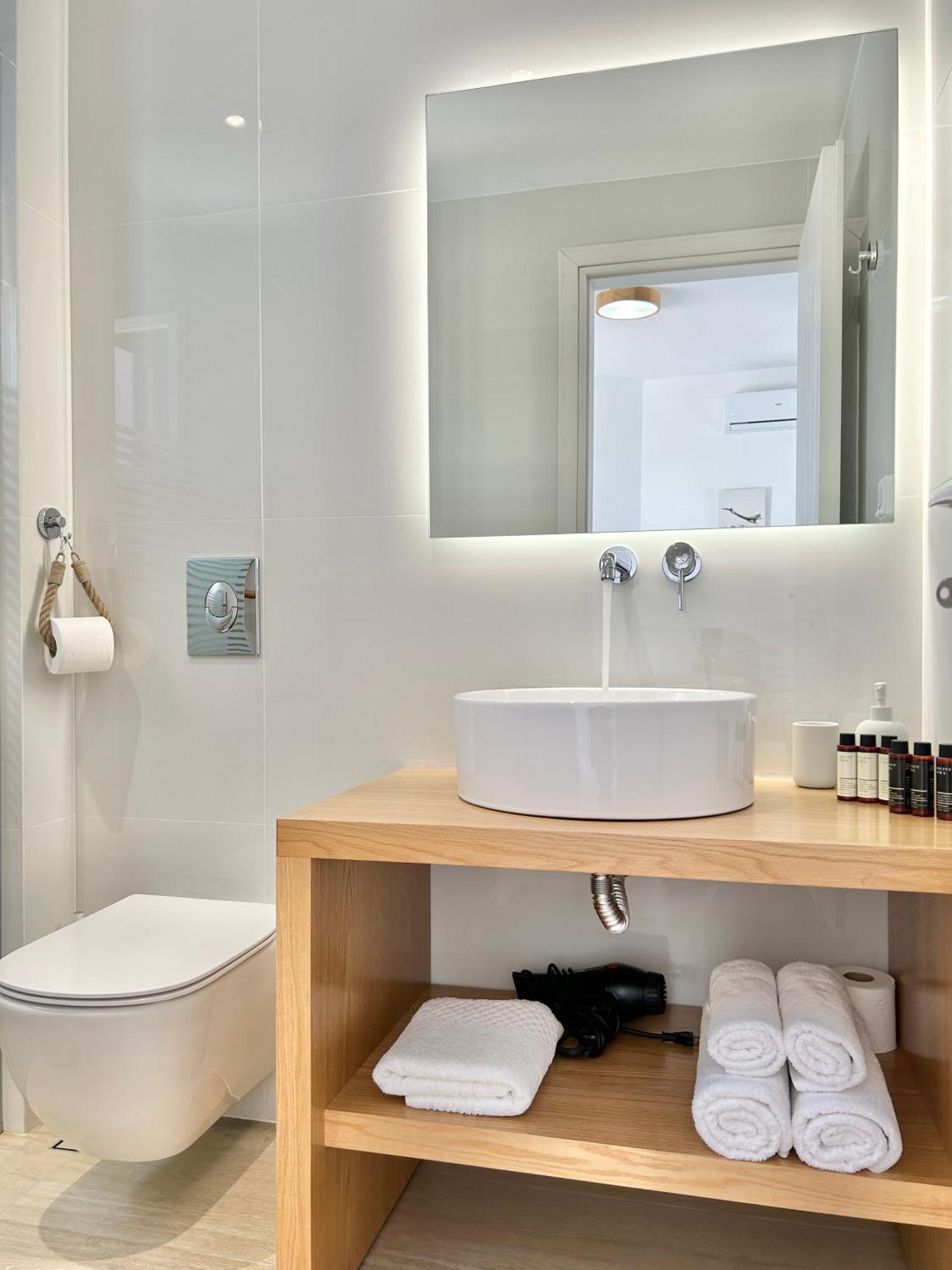 Anita Rooms & Suites Milos Adamantas  Zewnętrze zdjęcie