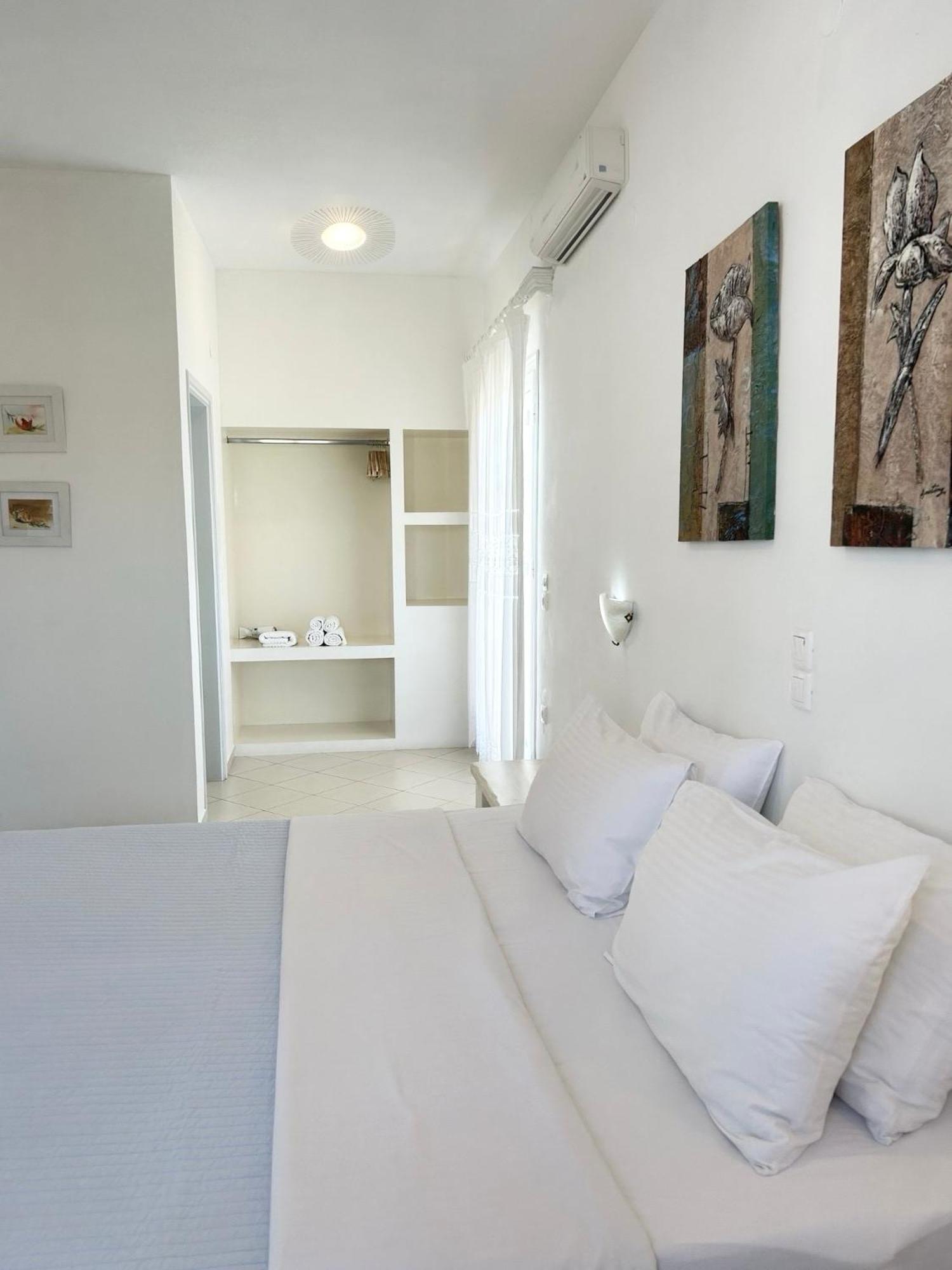 Anita Rooms & Suites Milos Adamantas  Zewnętrze zdjęcie